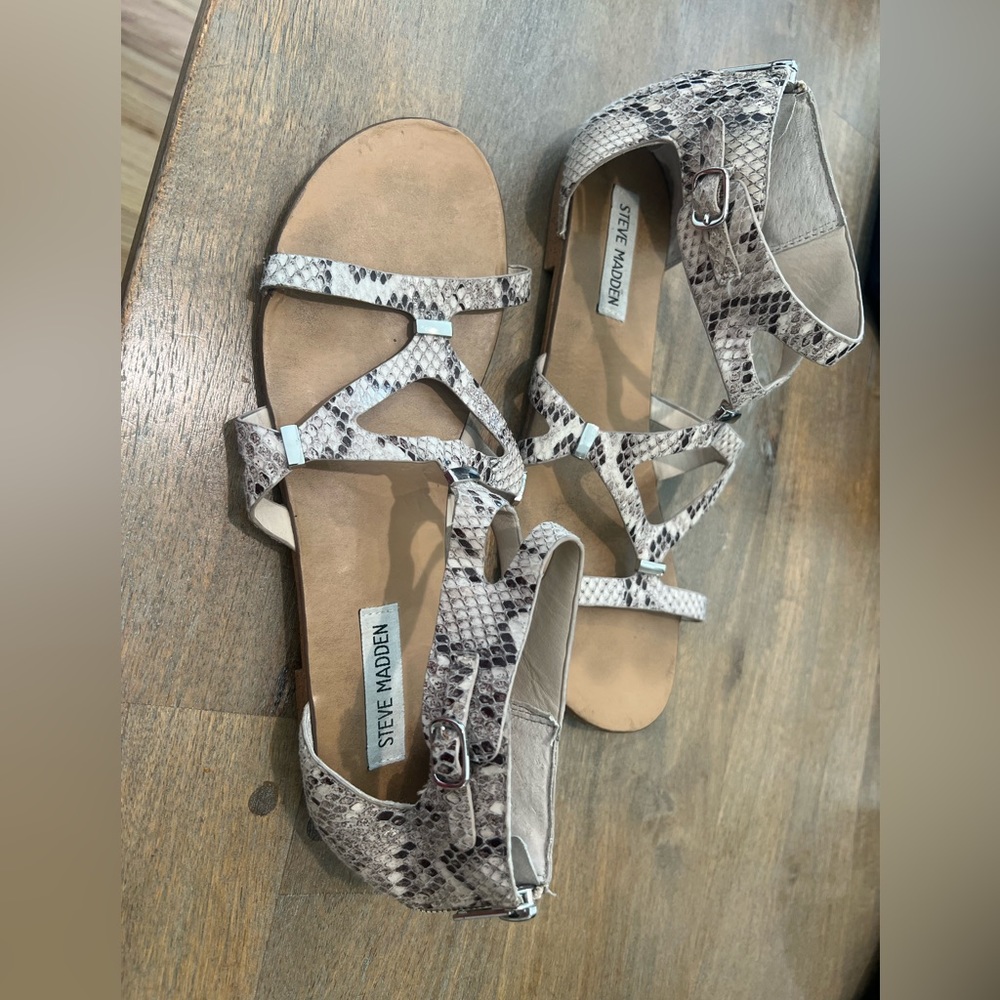 Women, Steve Madden sandals, size 9, gladiator style snake skin